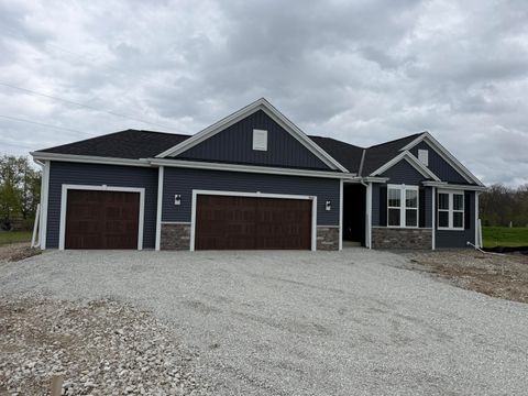 Photo of 9628 S Sophia Ct, Franklin, WI 53132 (MLS # 1964216)