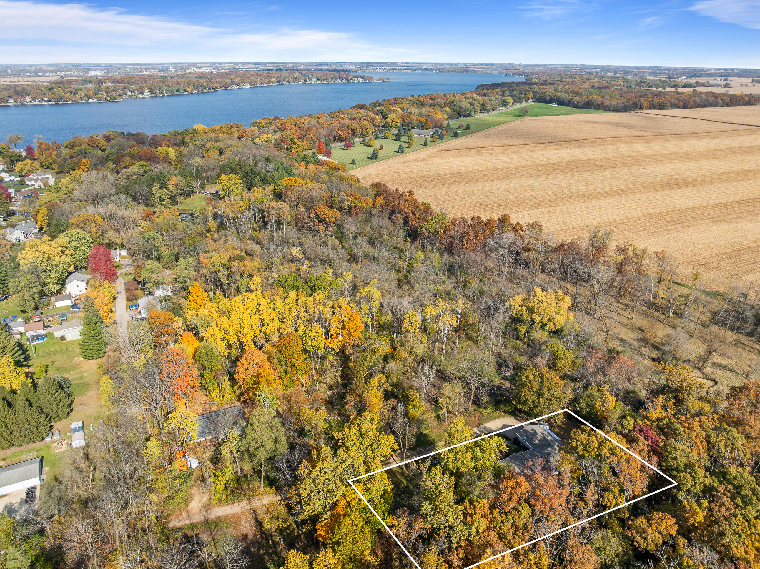 Delavan, Wisconsin 53115, United States, 3 Bedrooms Bedrooms, ,3 BathroomsBathrooms,Residential,Active,242797