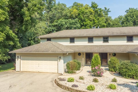 Photo of 126 N Lapham Peak Rd, Delafield, WI 53018 (MLS # 1976132)