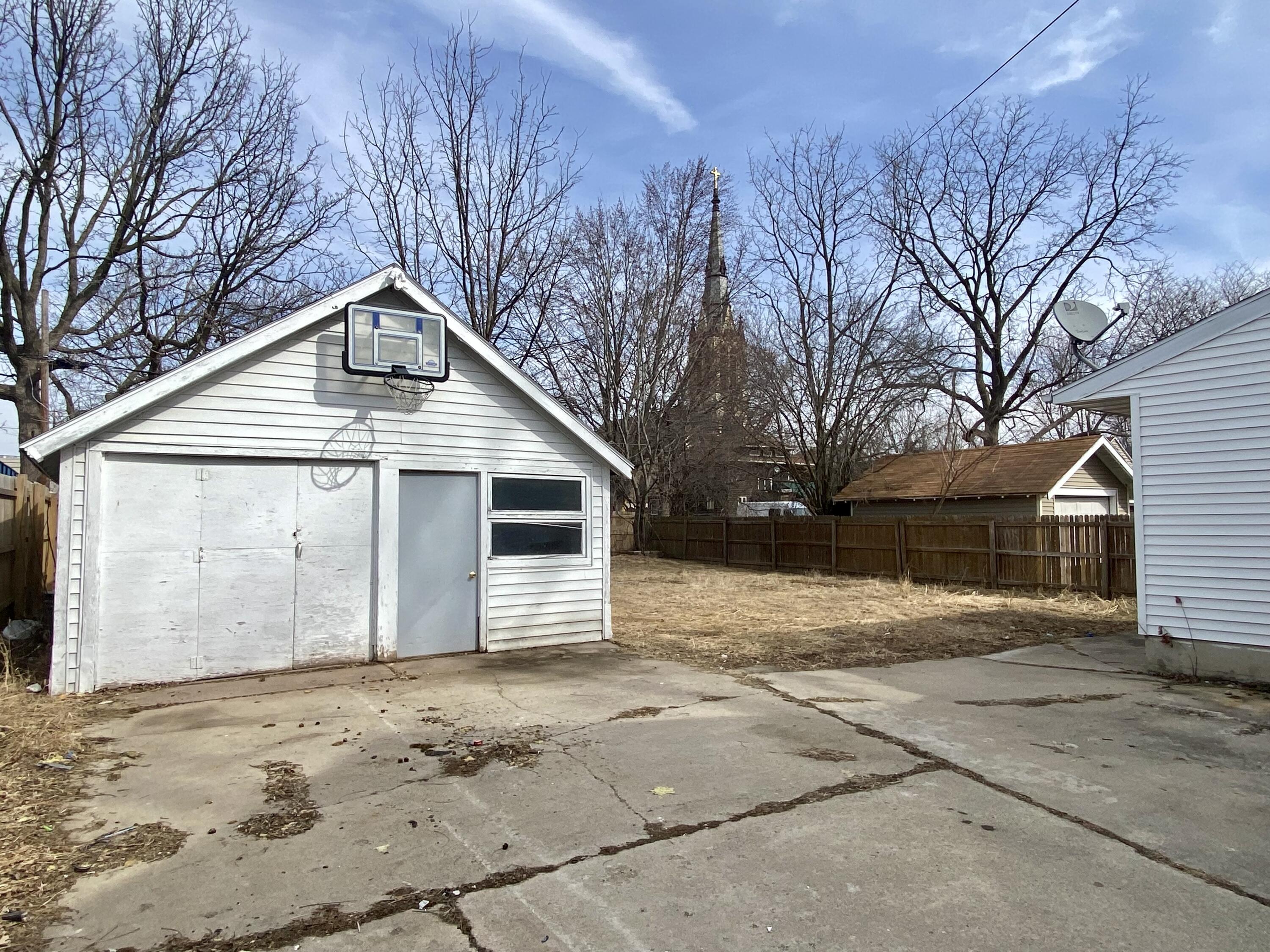 Menasha, Wisconsin 54952, United States, 3 Bedrooms Bedrooms, ,2 BathroomsBathrooms,Residential,Active,93961