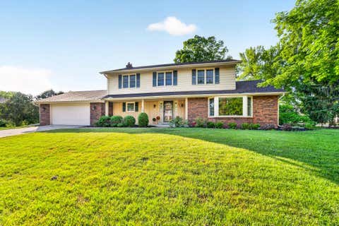 Photo of 3109 W Fleur De Lis Dr, Mequon, WI 53092 (MLS # 1966526)