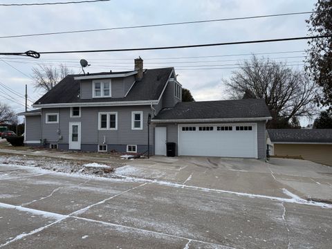 Photo of 2324 Forest Ave, Two Rivers, WI 54241 (MLS # 1947333)