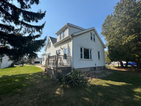 Photo of 6807 S Pennsylvania Ave, Oak Creek, WI 53154 (MLS # 1980054)