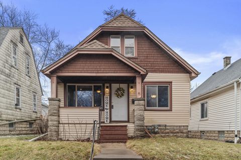 Photo of 203 N 66th St, Milwaukee, WI 53213 (MLS # 1953059)