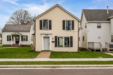 Photo of 408 S Court St, Sparta, WI 54656 (MLS # 1958120)