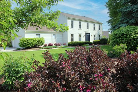 Photo of 1000 Ridge Rd, Brookfield, WI 53186 (MLS # 1922378)