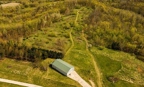 Photo of 19606 Indiana Ave, Adrian, WI 54660 (MLS # 1961492)