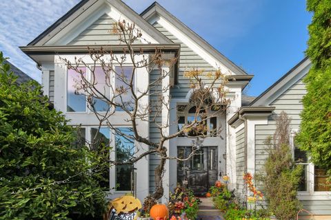 Photo of 370 Smythe Dr, Williams Bay, WI 53191 (MLS # 1959308)