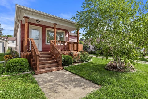 Photo of 1712 Athaleen Ave, Mount Pleasant, WI 53403 (MLS # 1979035)