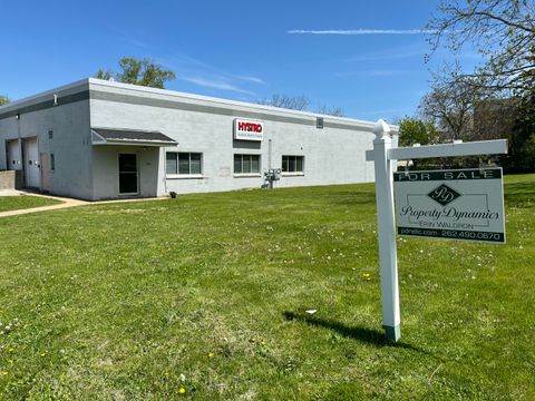 Photo of 900 Armour Rd, Oconomowoc, WI 53066 (MLS # 1961768)