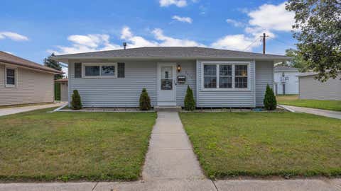Photo of 2917 S 15th St, Sheboygan, WI 53081 (MLS # 1973628)