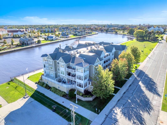303 PENNSYLVANIA AVE, SHEBOYGAN, WI 53081 - Image 8e07ea2357537f1160c19b7da09a1ea6/1993308603