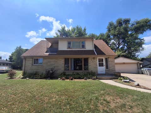 Photo of 2537 W Bridge St, Milwaukee, WI 53221 (MLS # 1975052)