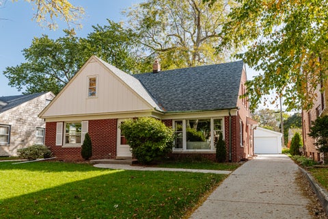 Photo of 3430 N 93rd St, Milwaukee, WI 53222 (MLS # 1984295)