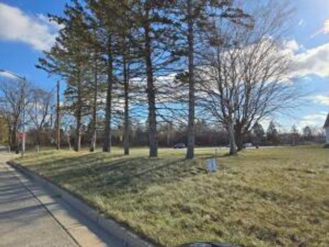 Photo of 7705 W Faith Dr, Franklin, WI 53132 (MLS # 1925123)