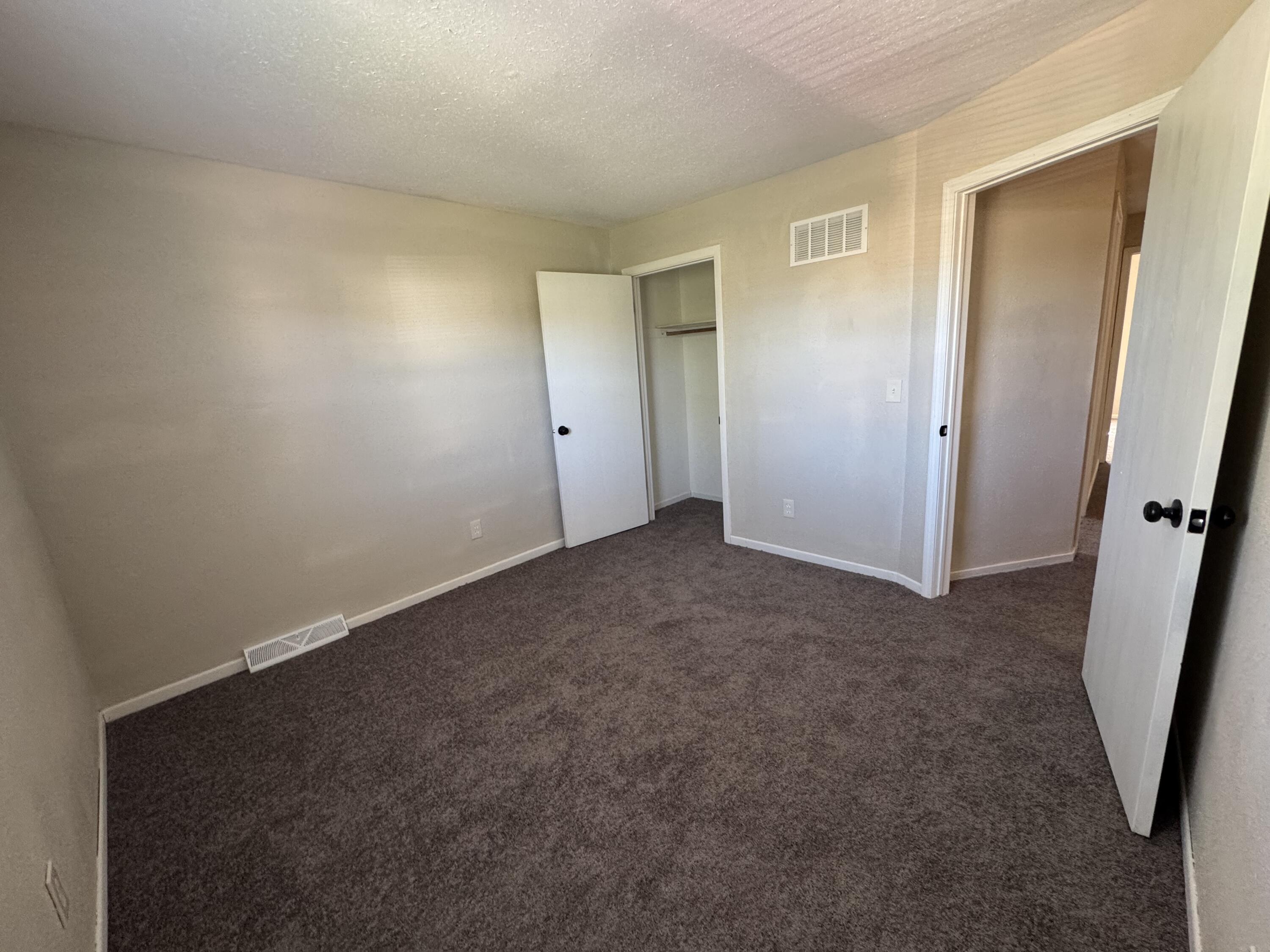 Milwaukee, Wisconsin 53224, United States, 3 Bedrooms Bedrooms, ,2 BathroomsBathrooms,Residential,Active,226134