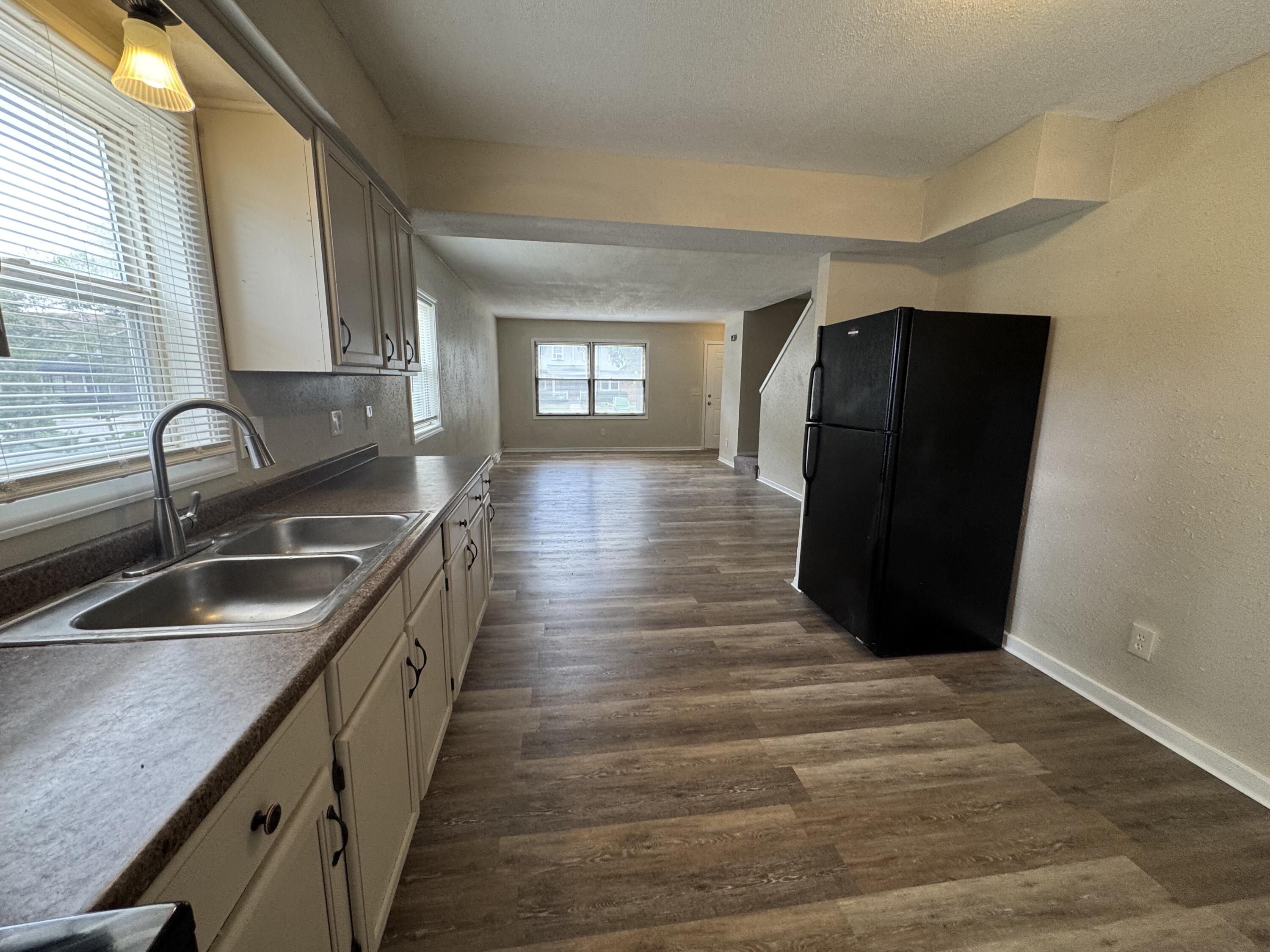 Milwaukee, Wisconsin 53224, United States, 3 Bedrooms Bedrooms, ,2 BathroomsBathrooms,Residential,Active,226134