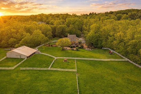 Photo of 1507 Saint Augustine Rd, Erin, WI 53027 (MLS # 1954537)