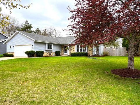 Photo of 8205 S 85th St, Franklin, WI 53132 (MLS # 1916458)