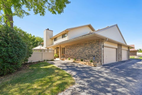 Photo of 14054 W Tiffany Pl, New Berlin, WI 53151 (MLS # 1980169)