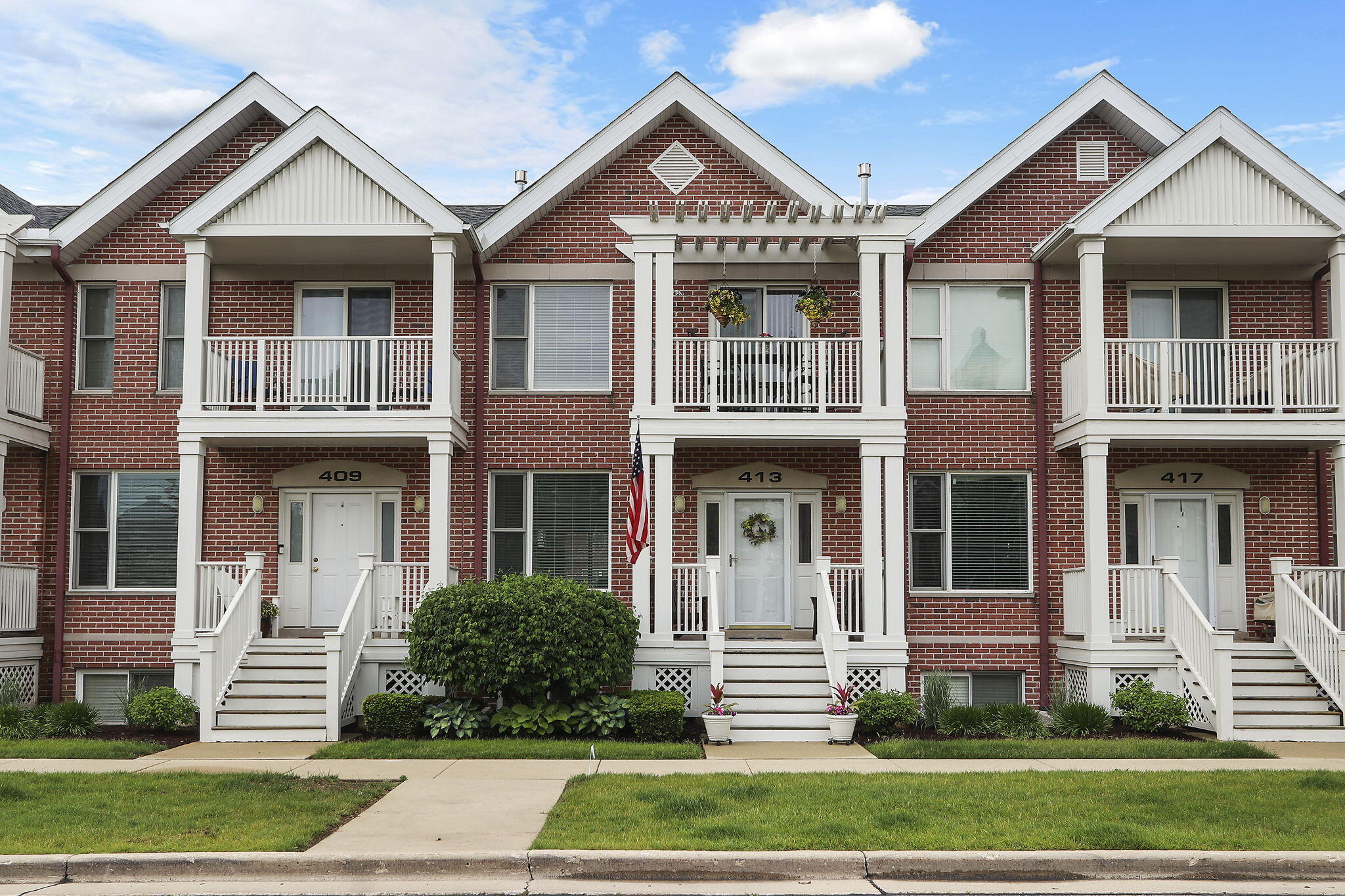 Kenosha, Wisconsin 53140, United States, 3 Bedrooms Bedrooms, ,3 BathroomsBathrooms,Residential,Pending,154878