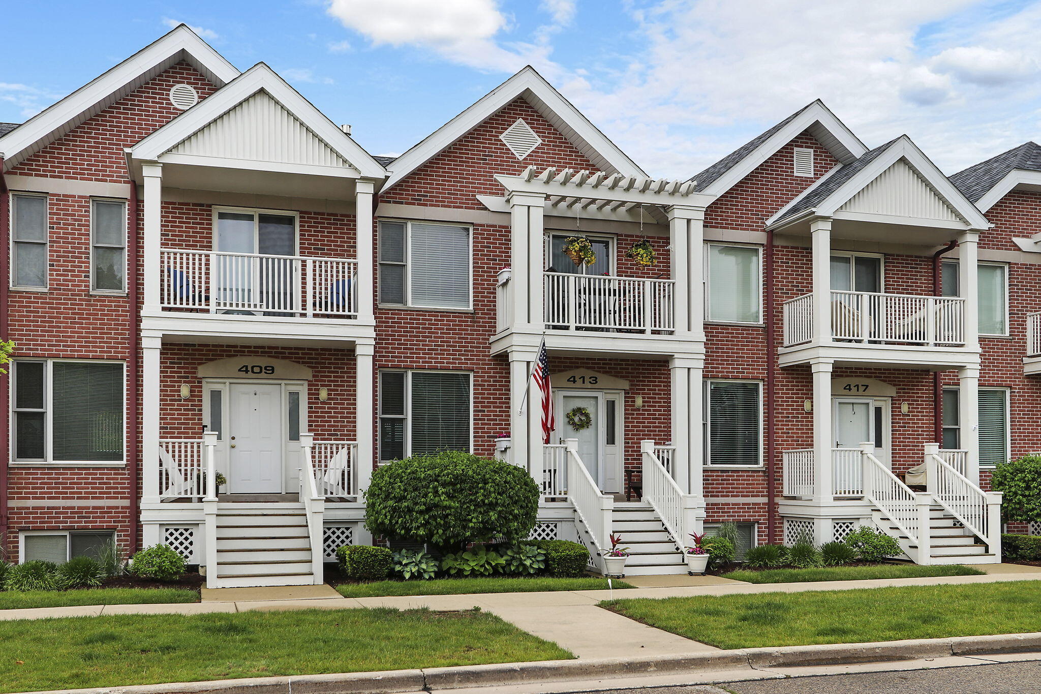 Kenosha, Wisconsin 53140, United States, 3 Bedrooms Bedrooms, ,3 BathroomsBathrooms,Residential,Pending,154878