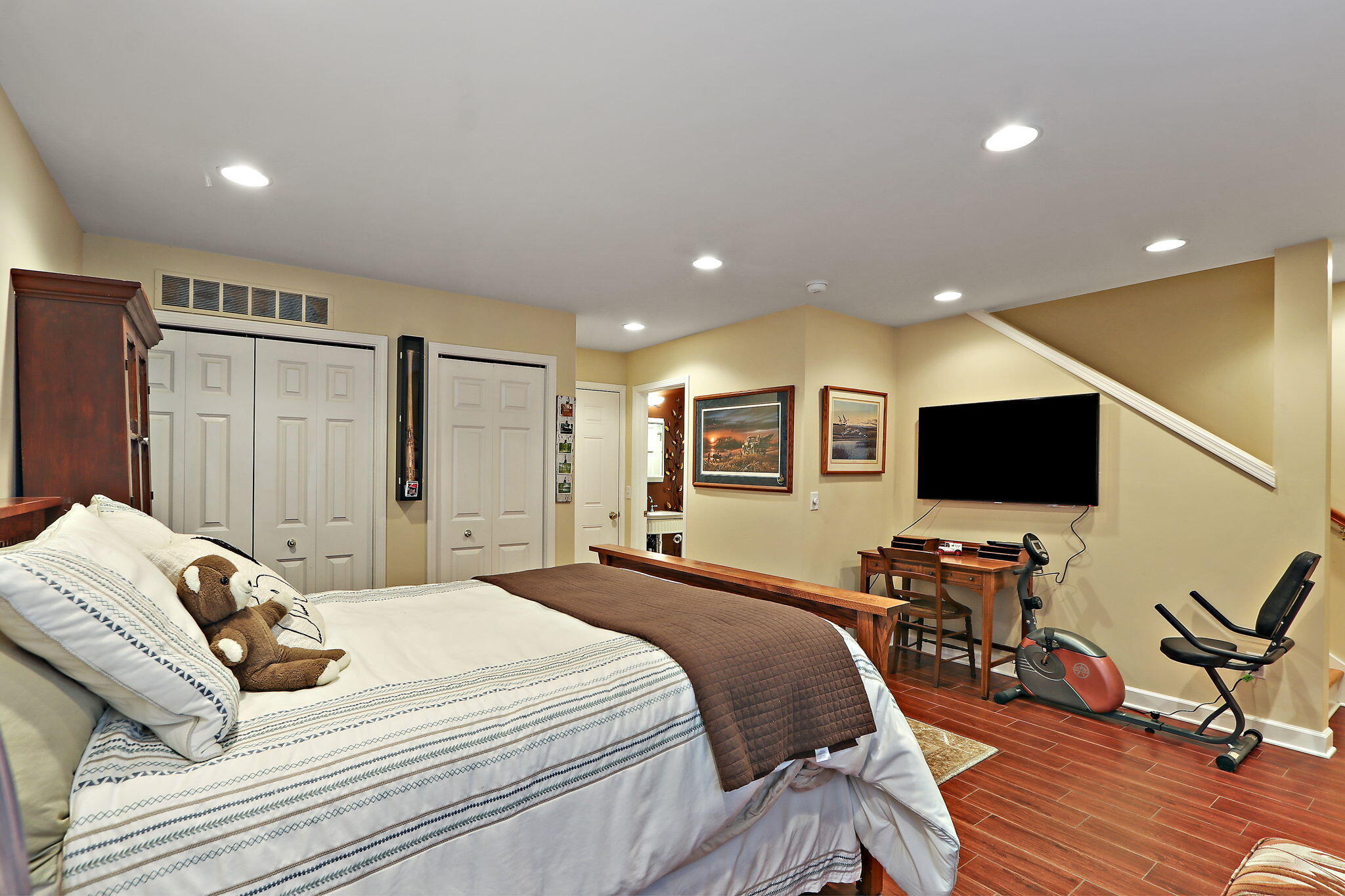 Kenosha, Wisconsin 53140, United States, 3 Bedrooms Bedrooms, ,3 BathroomsBathrooms,Residential,Pending,154878