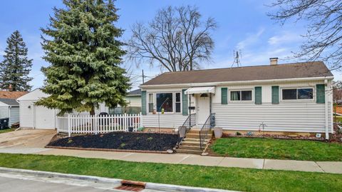 Photo of 6239 S Kirkwood Ave, Cudahy, WI 53110 (MLS # 1957532)