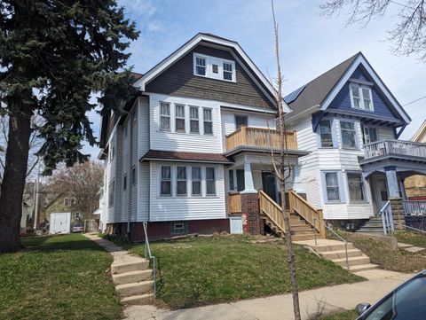 Photo of 2859 N Booth St, Milwaukee, WI 53212 (MLS # 1915230)