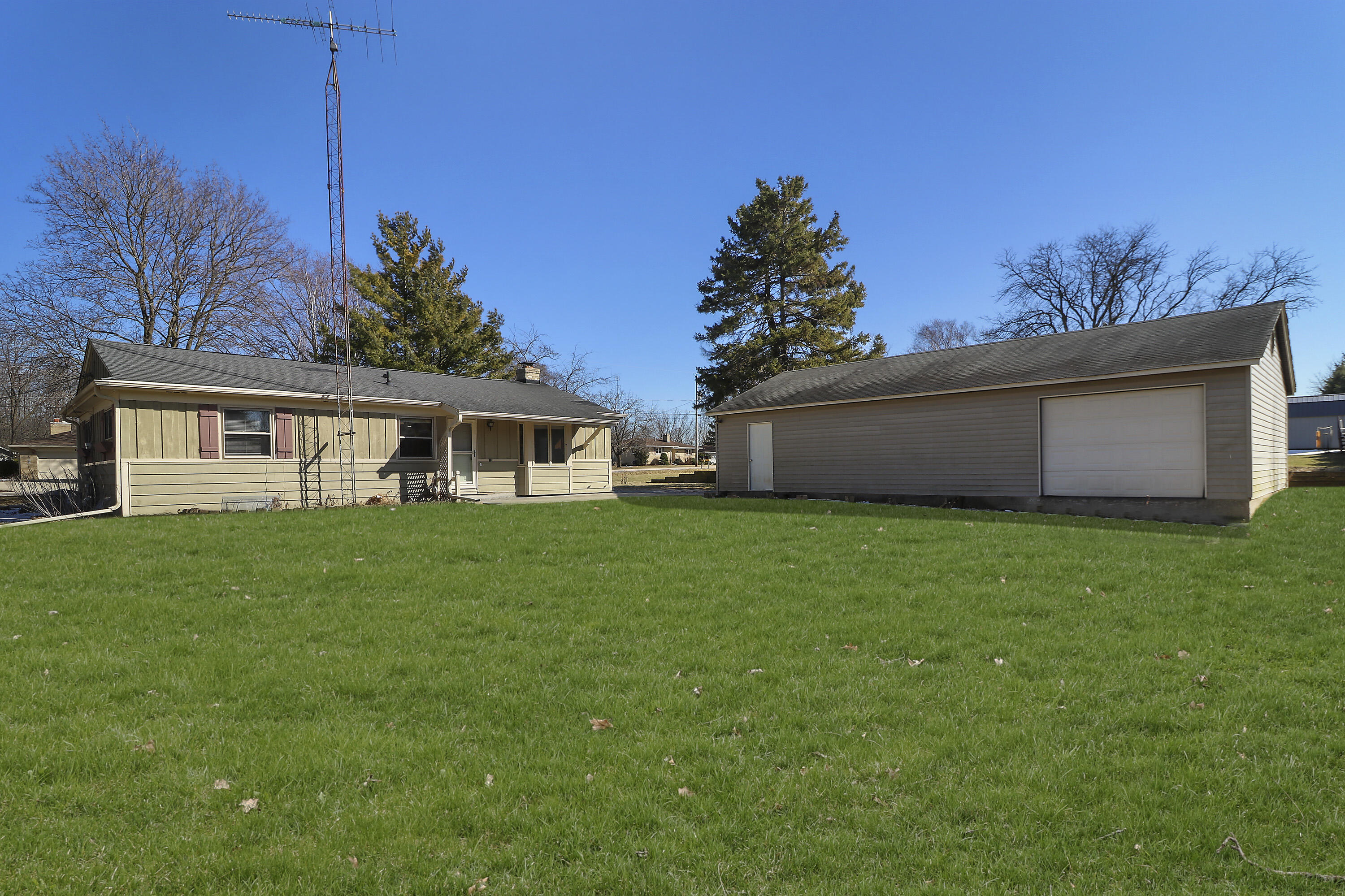 Somers, Wisconsin 53144, United States, 3 Bedrooms Bedrooms, ,2 BathroomsBathrooms,Residential,Active,90474