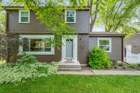 Photo of 8320 N Poplar Dr, Fox Point, WI 53217 (MLS # 1925885)