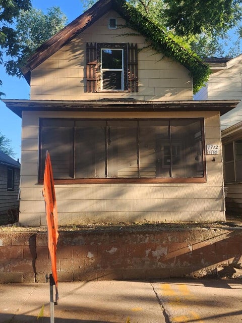 Photo of 1710 Market St, La Crosse, WI 54601 (MLS # 1971032)