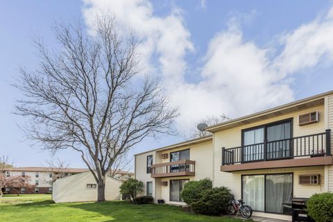 Photo of 1887 Haymarket Rd, Waukesha, WI 53189 (MLS # 1961363)