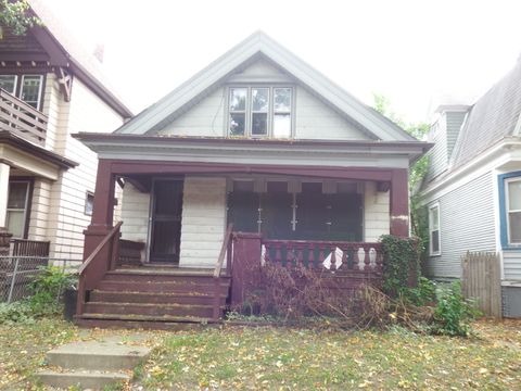 2424 N 44th St, Milwaukee, WI 53210 - #: 1938103