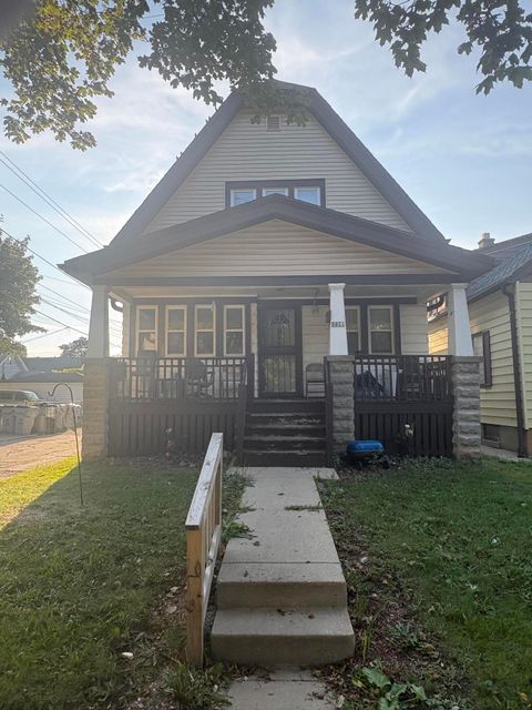 Photo of 5021 N 27th St N, Milwaukee, WI 53209 (MLS # 1943099)