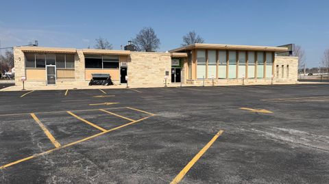 Photo of 8301 W Silver Spring Dr, Milwaukee, WI 53218 (MLS # 1955895)