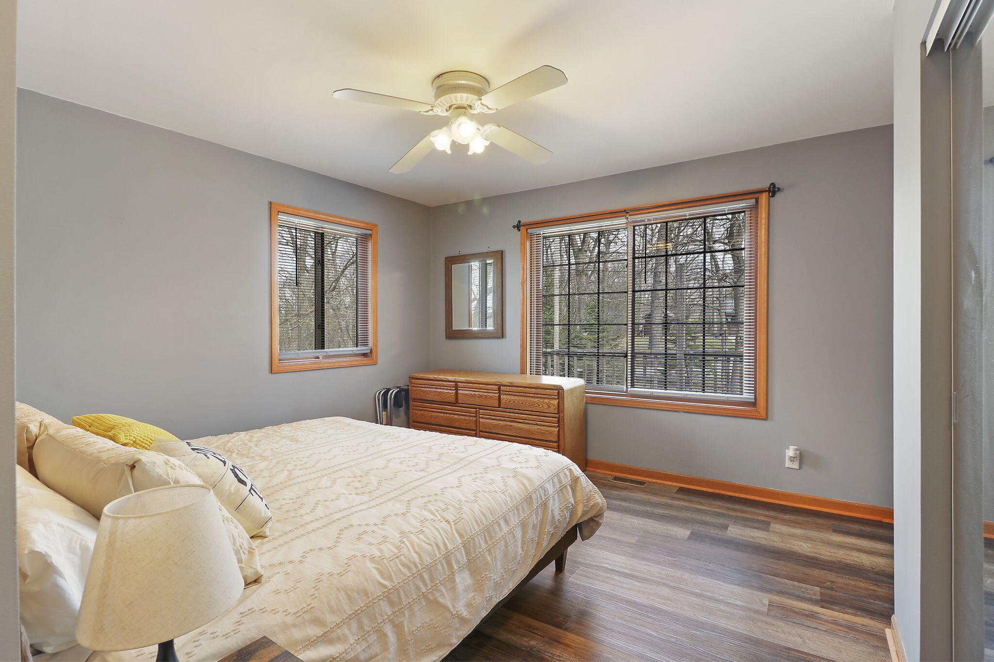 Linn, Wisconsin 53147, United States, 3 Bedrooms Bedrooms, ,3 BathroomsBathrooms,Residential,Active,128746