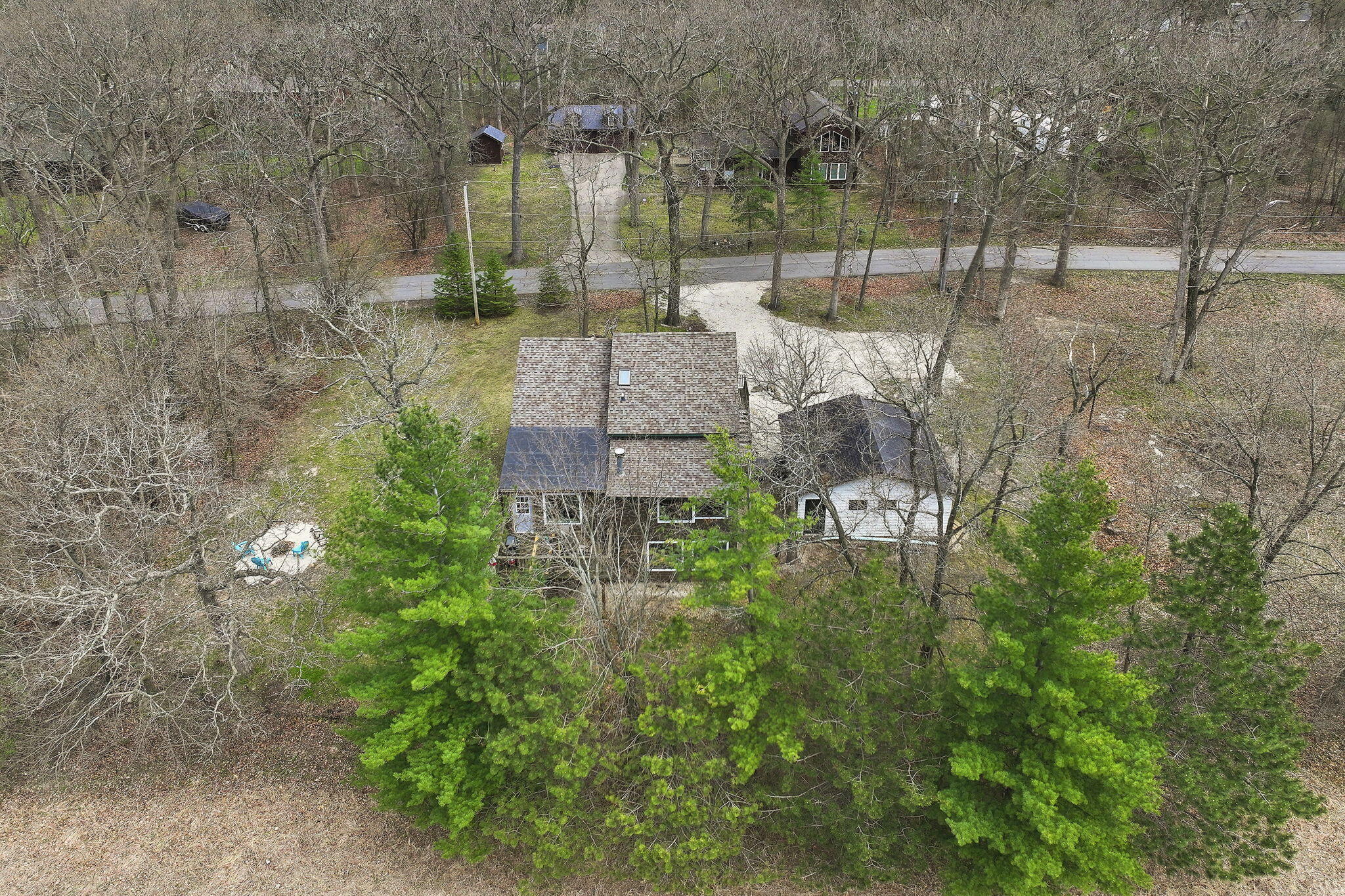 Linn, Wisconsin 53147, United States, 3 Bedrooms Bedrooms, ,3 BathroomsBathrooms,Residential,Active,128746