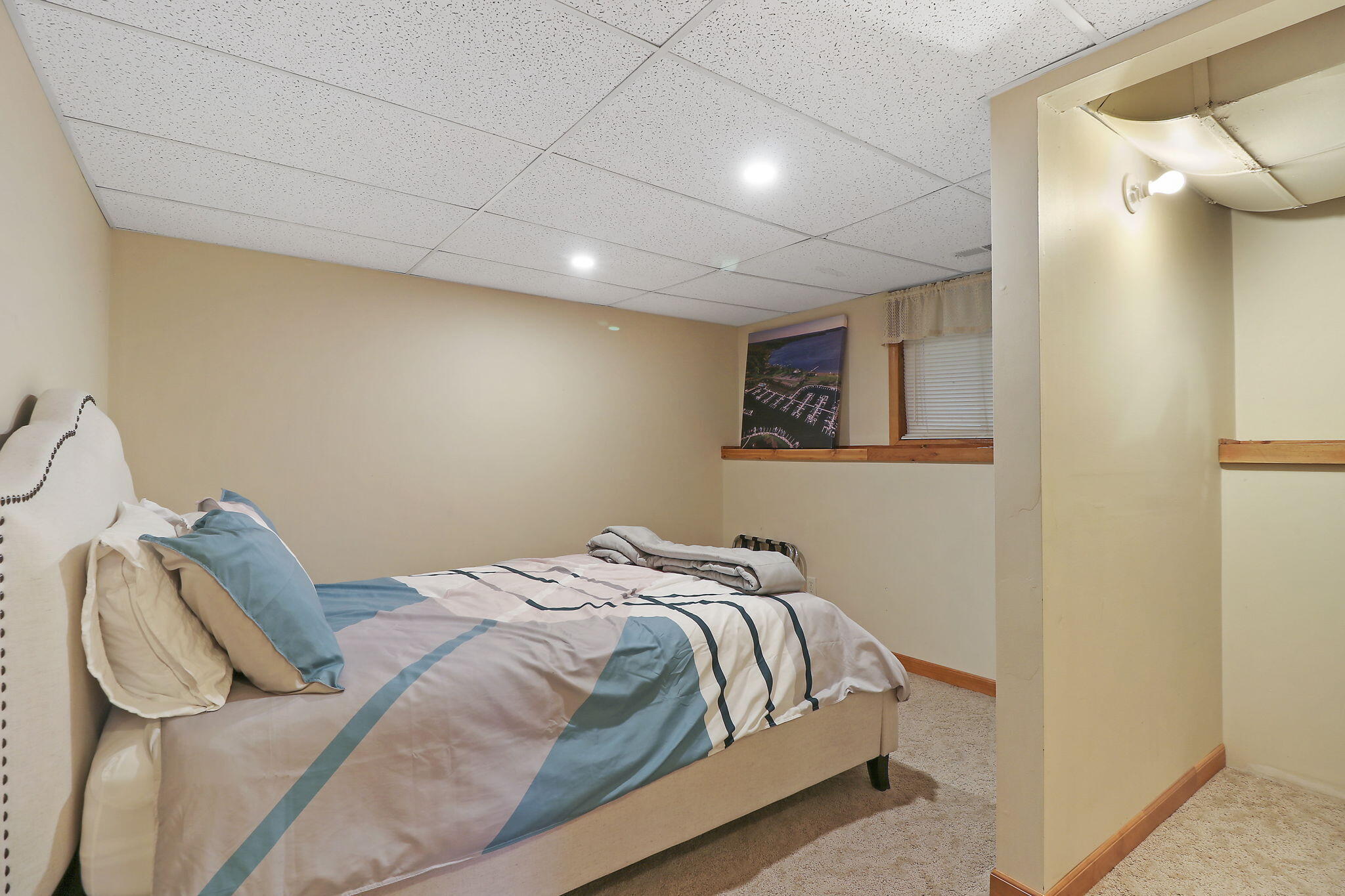 Linn, Wisconsin 53147, United States, 3 Bedrooms Bedrooms, ,3 BathroomsBathrooms,Residential,Active,128746