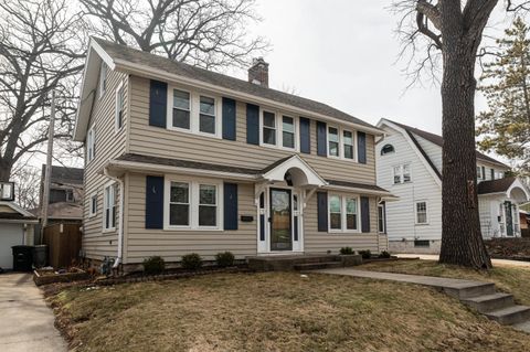 Photo of 6723 W Wells St, Wauwatosa, WI 53213 (MLS # 1951556)