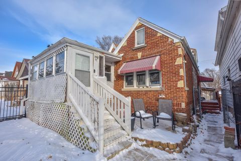Photo of 4926 N 37th St, Milwaukee, WI 53209 (MLS # 1947963)