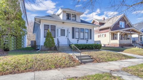 Photo of 415 Grant Ave, Sheboygan, WI 53081 (MLS # 1959153)