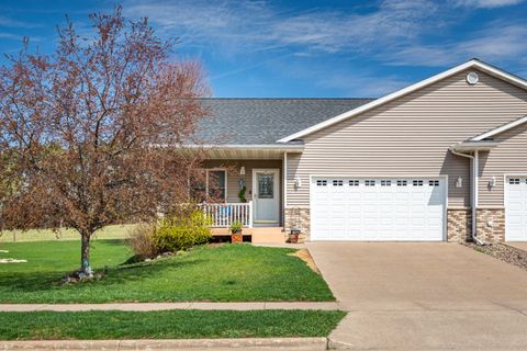 Photo of 1319 Harvest Cir, Holmen, WI 54636 (MLS # 1958125)