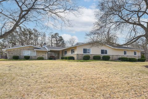 201 W Ellsworth Ln, Bayside, WI 53217 - #: 1915119