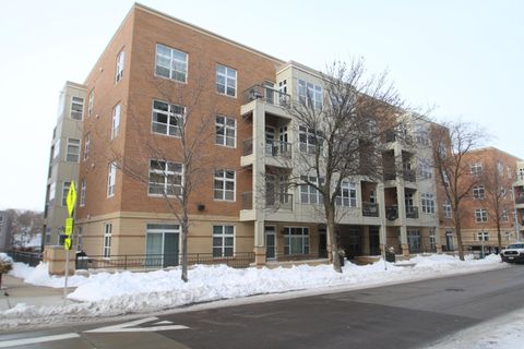 Photo of 1915 N Water St, Milwaukee, WI 53202 (MLS # 1954248)