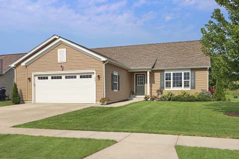 Photo of 751 S Sugarpine Way, Elkhorn, WI 53121 (MLS # 1976126)