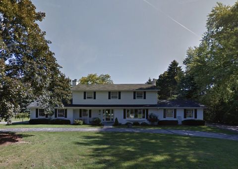 Photo of 15630 Kata Dr, Brookfield, WI 53122 (MLS # 1924612)