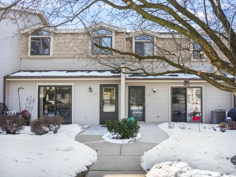 Photo of 940 Prairie Dr, Mount Pleasant, WI 53406 (MLS # 1950639)