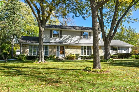 Photo of 6530 S 116th St, Franklin, WI 53132 (MLS # 1947716)