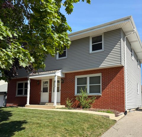 Photo of 8710-12 Westbrook Dr, Sturtevant, WI 53177 (MLS # 1971321)